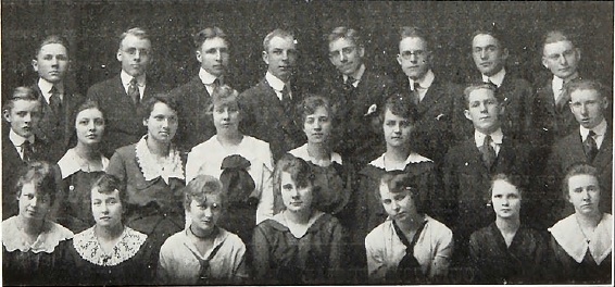 Photo of the Bethel Academy Commercial Class of 1918