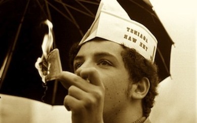 David Miller burns his draft card - Syracuse New Times 