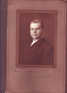 A middle-aged G. Arvid Hagstrom